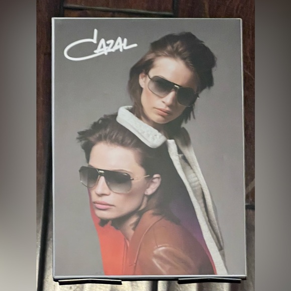 CAZAL COUNTER CARDS- Dual Sided Countertop Displays-Metal Foldout Legs-BRAND NEW - Picture 3 of 5